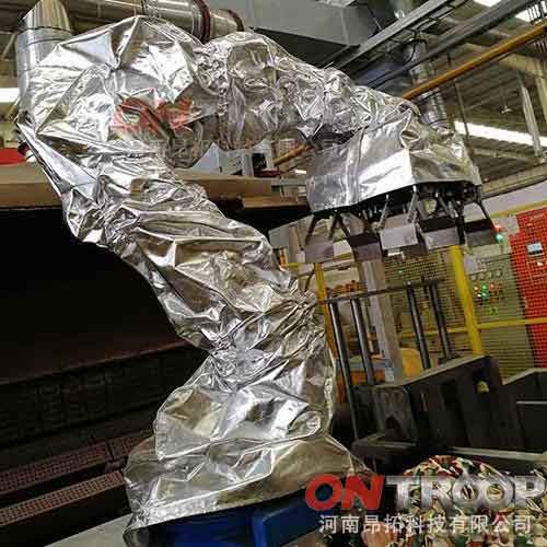 碼垛機(jī)器人防護(hù)服