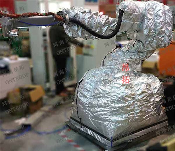 熱吹風(fēng)機器人保溫防護服