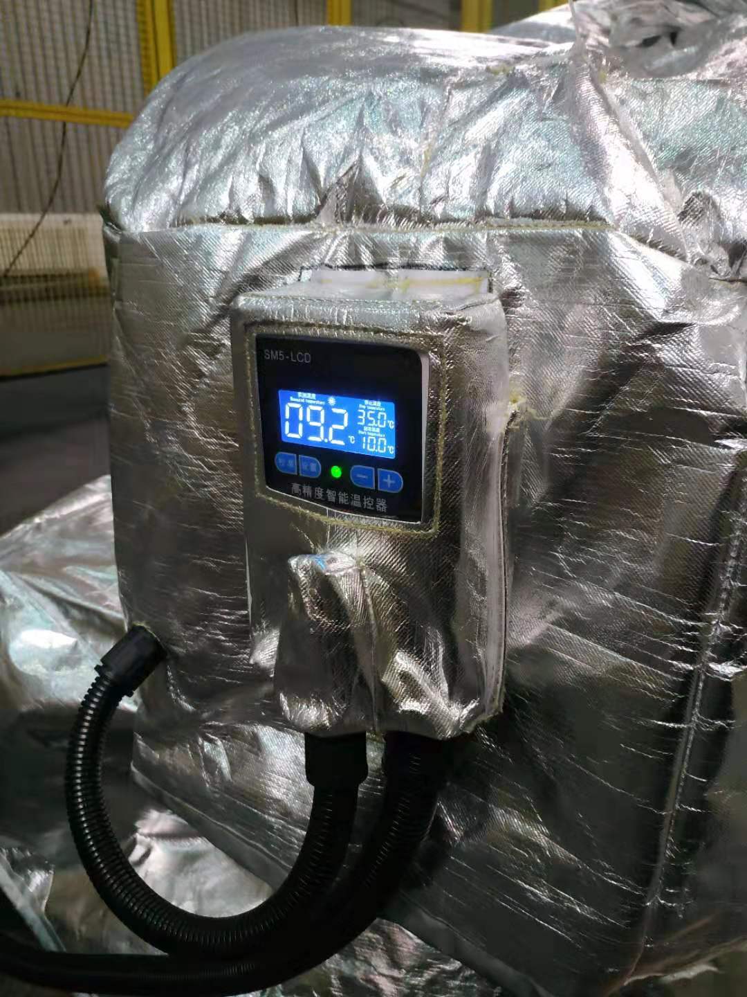 溫控加熱機器人防護服